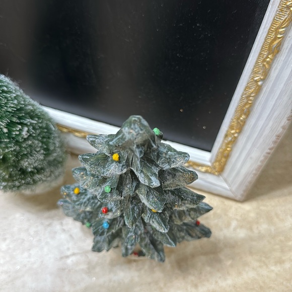 Lemax holiday decorated tree Stands Aprox. 6” tall - Picture 2 of 8